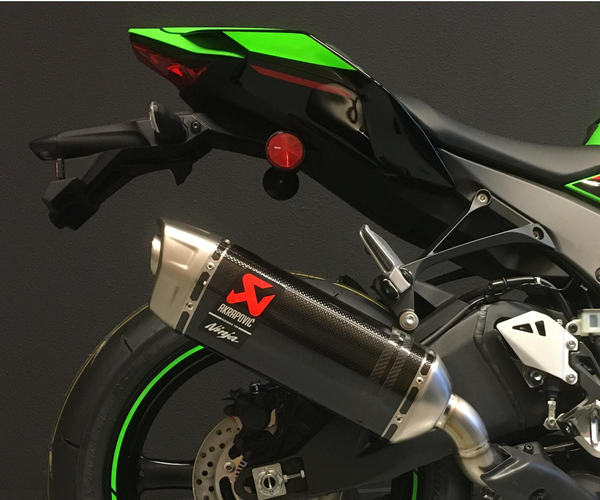 Tłumik Carbon Akrapovič Euro 5 SBK Replica