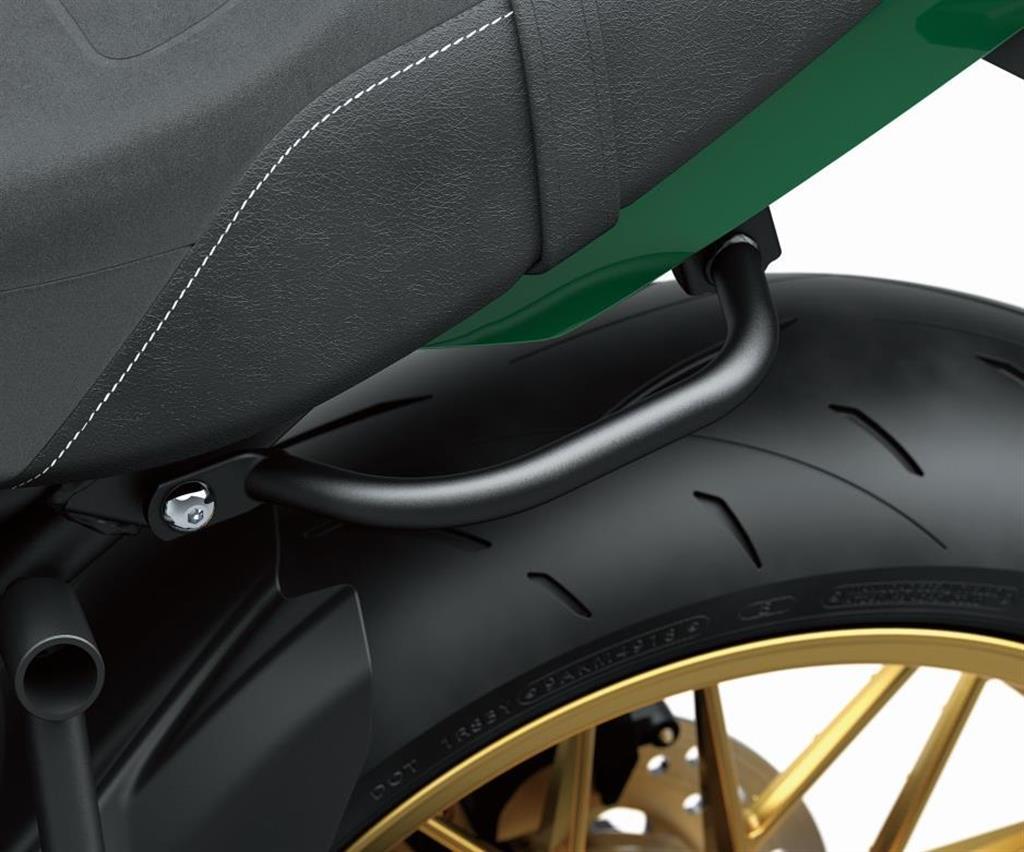 Zestaw czarnych uchwytów